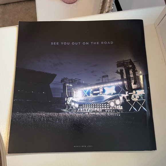 🎸2013 Original Bon Jovi “Because We Can” Concert Tour Program.🎸 - Picture 7 of 13